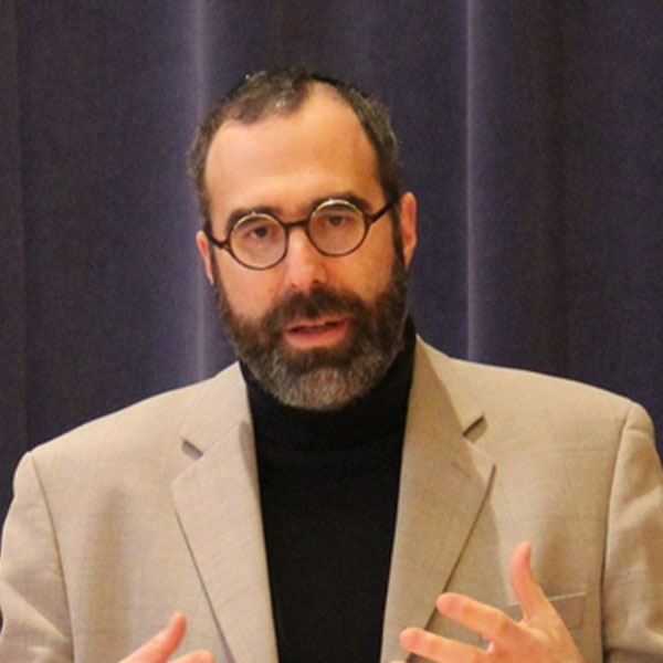 Rabbi Mike Harvey headshot