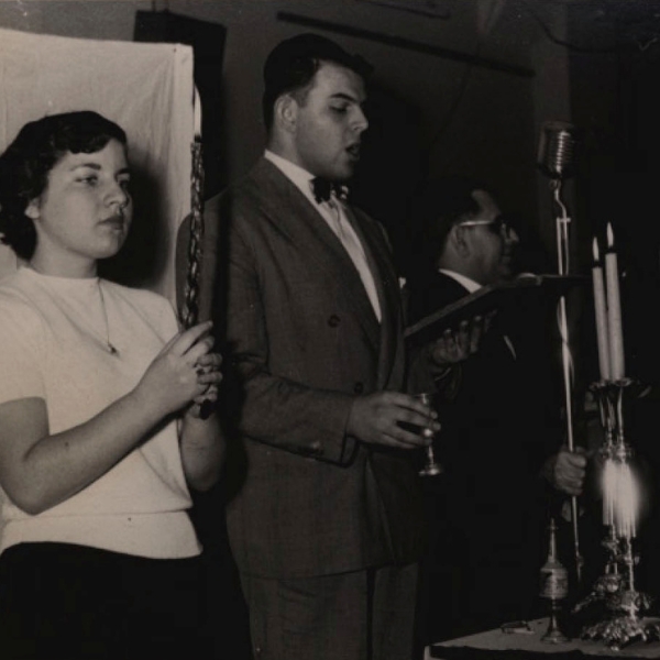 Students leading a Havdalah ceremony