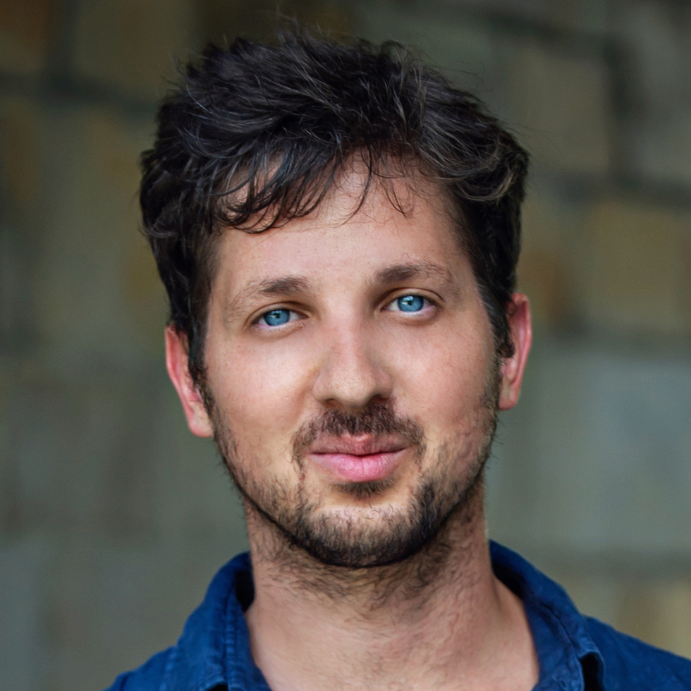 Headshot of Daniella Farah in front of a floral scene