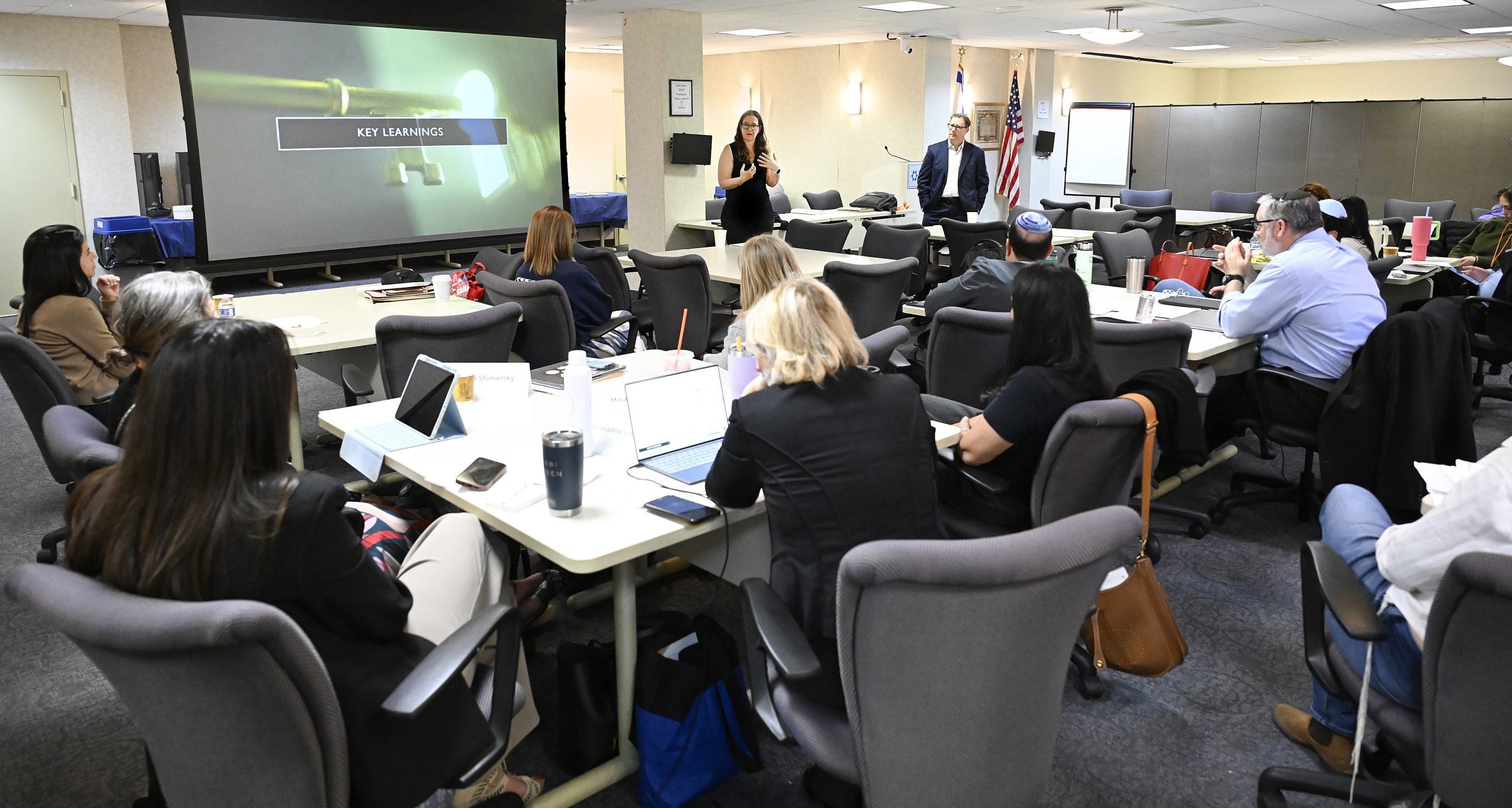 Dr. Keren E. Fraiman and Dr. Dean P. Bell teaching in the CIL program in February 2026 in Miami